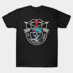 Proud US Army 7th Special Forces Group Skull De Oppresso Liber SFG - Gift for Veterans Day 4th of July or Patriotic Memorial Day T-Shirt